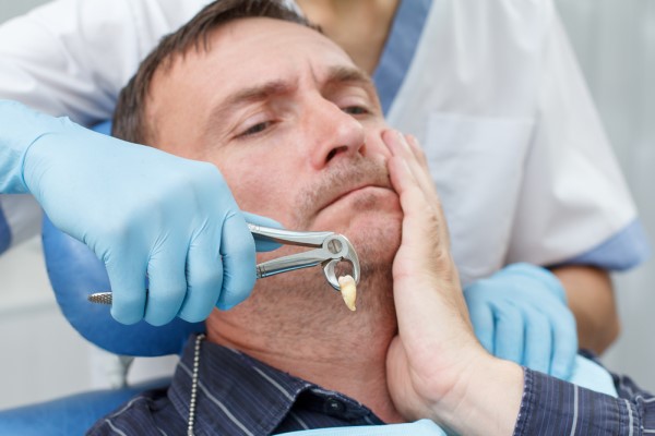 When Is Tooth Extraction Recommended?
